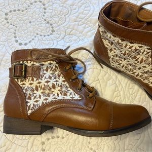 Ankle boots. Madden Girl.